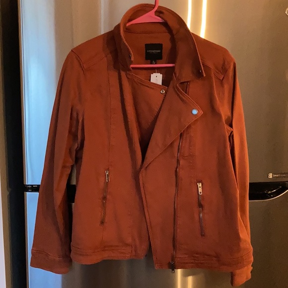 Short jacket - Picture 2 of 4